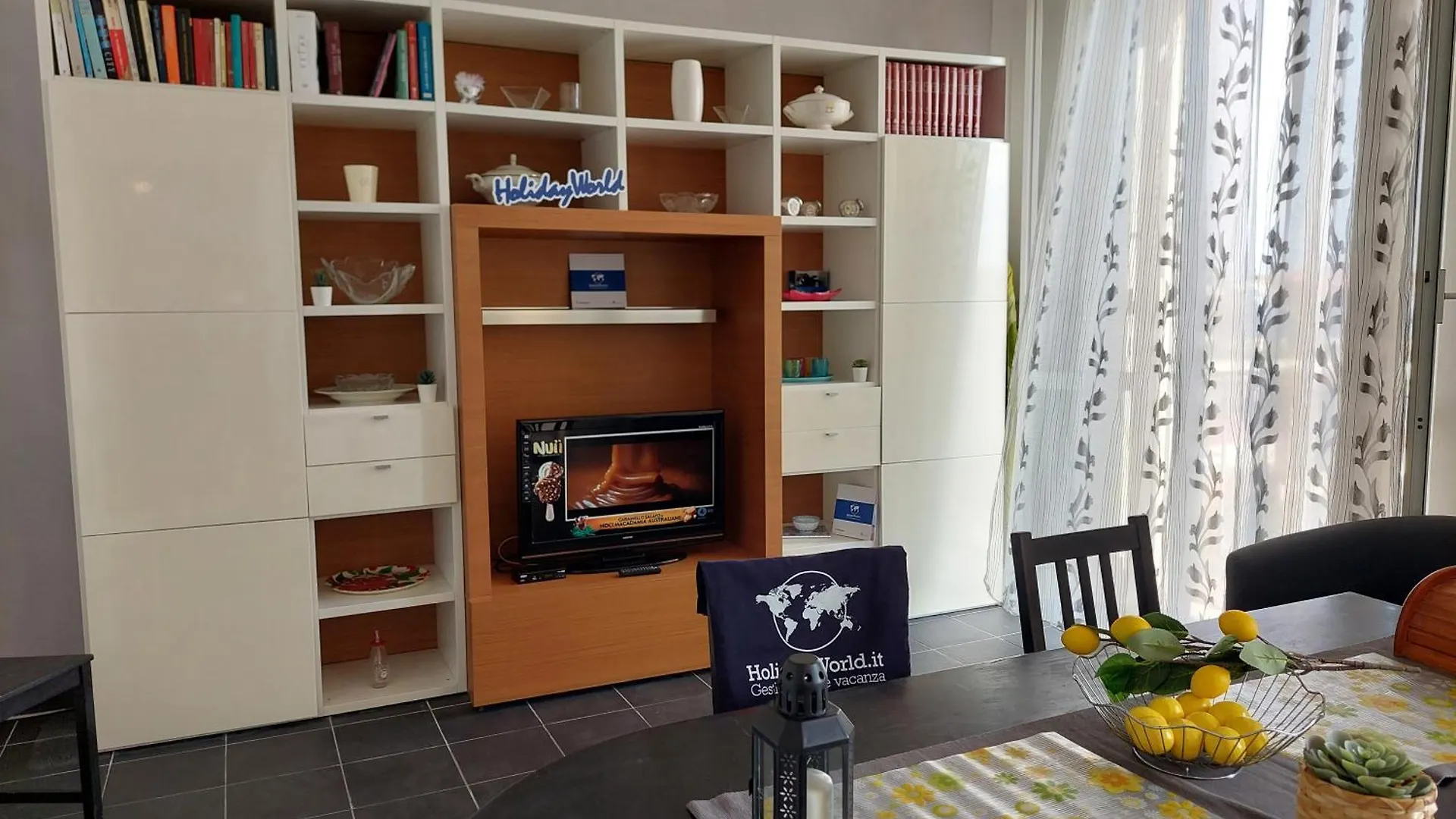 Casa Vittoria By Holiday World Genoa Apartment